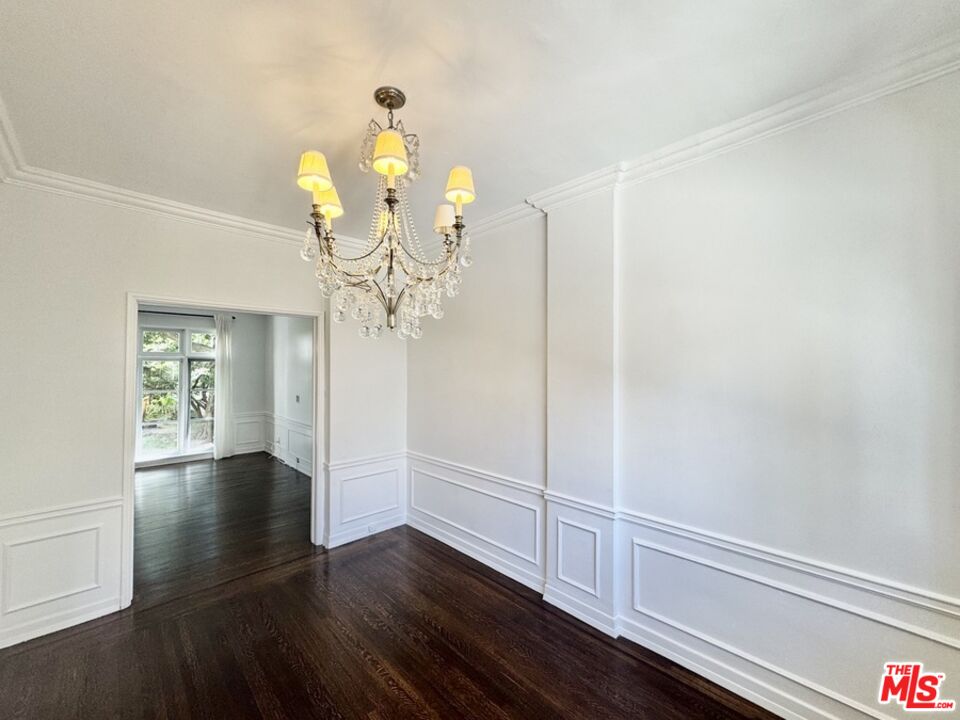 1401 N Laurel Ave
