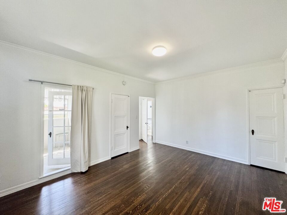 1401 N Laurel Ave