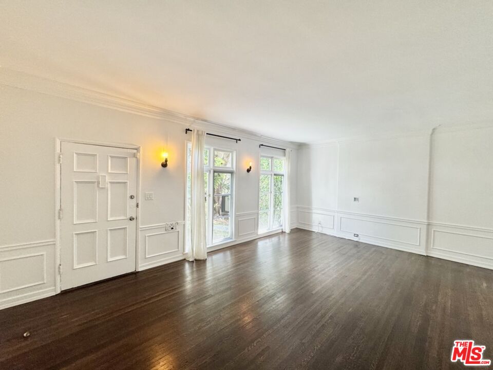1401 N Laurel Ave