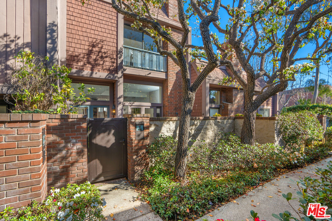 4435 Alla Rd Unit: 2