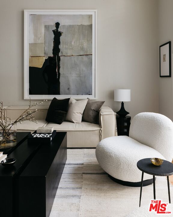 14025 Riverside Dr Unit: 4