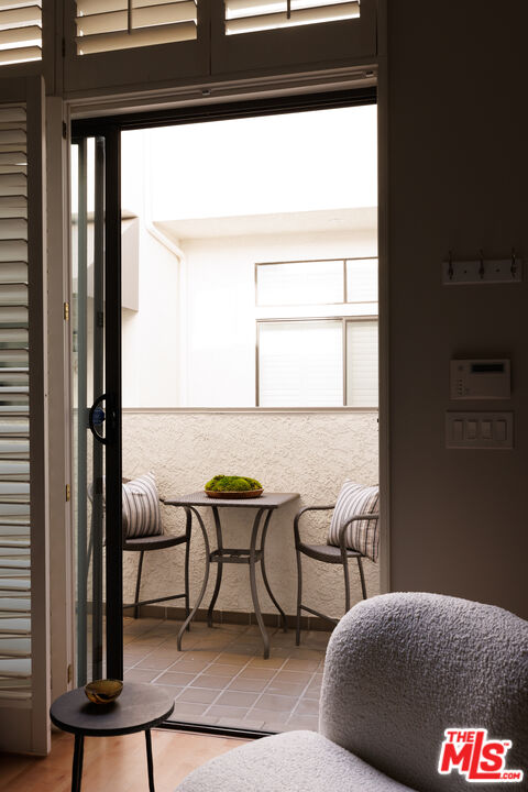 14025 Riverside Dr Unit: 4