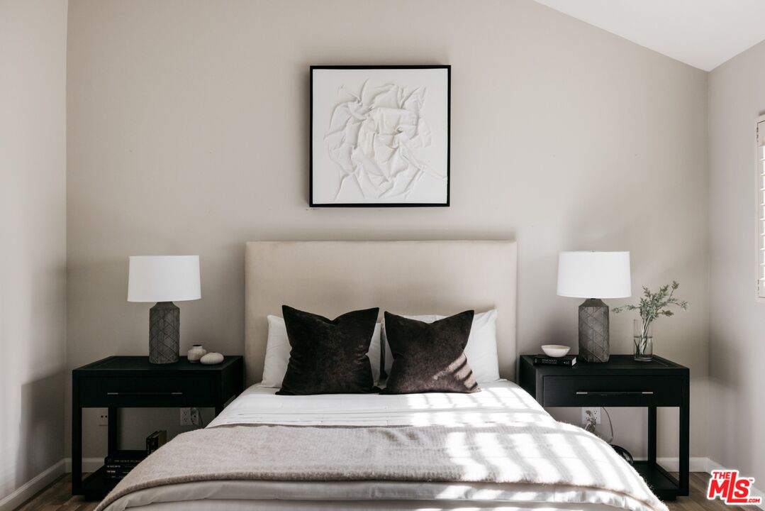 14025 Riverside Dr Unit: 4