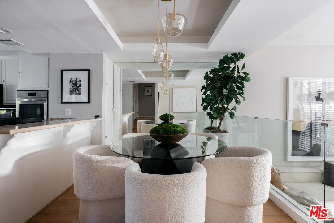 14025 Riverside Dr Unit: 4