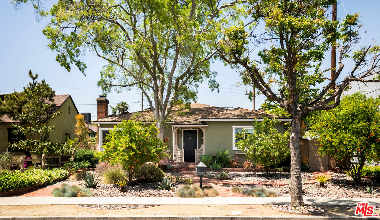 313 W Elm Ave