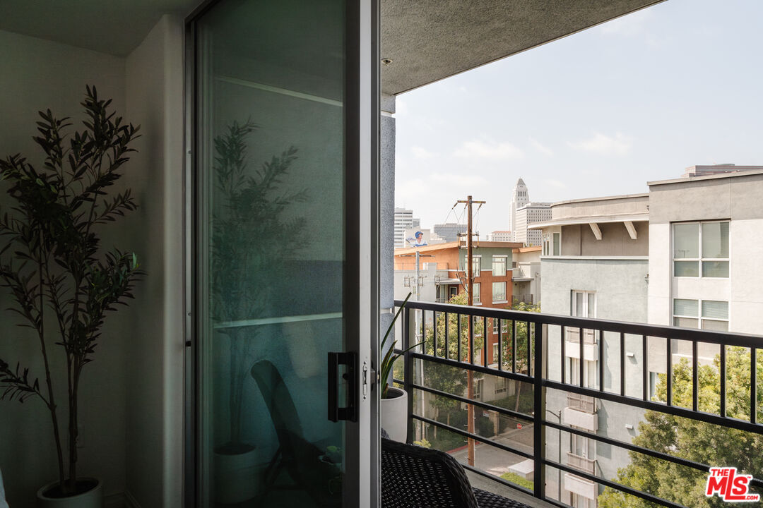 629 Traction Ave Unit: 512