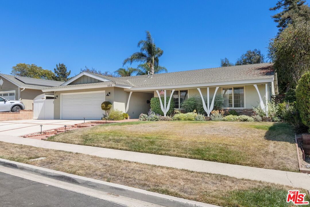 222 Dickenson Ave