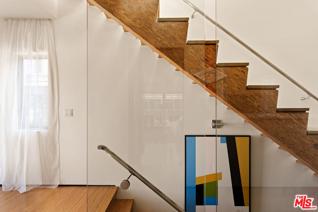 619 San Juan Ave Unit: B