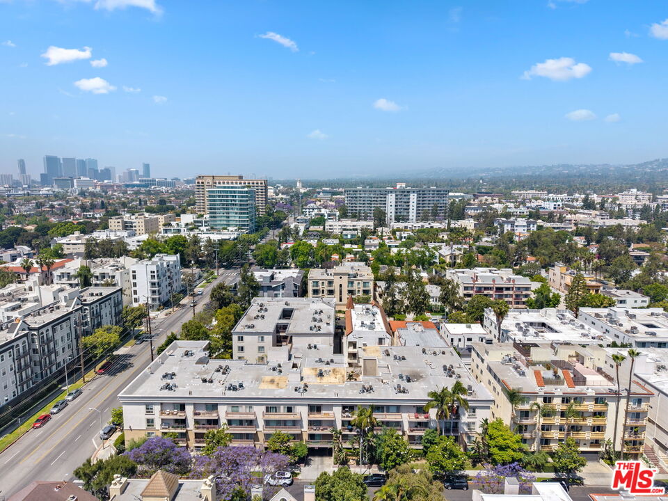 141 S Clark Dr Unit: 409
