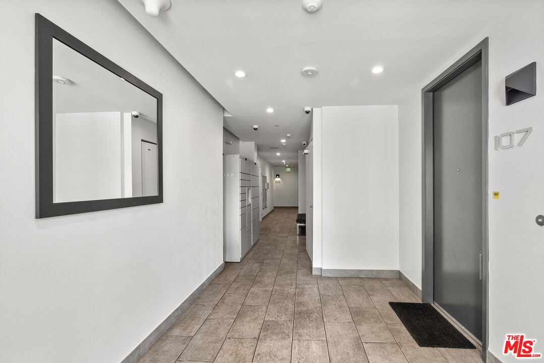 5955 Saturn St Unit: 302