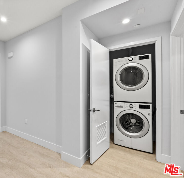 5955 Saturn St Unit: 302