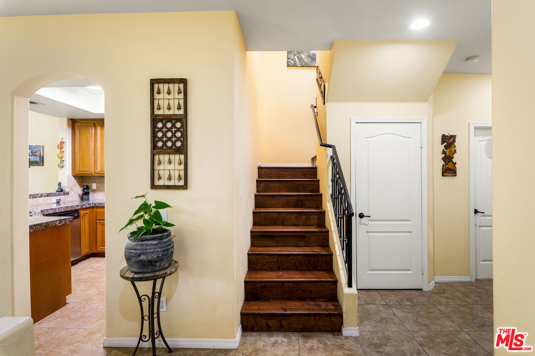 13545 Village Ln