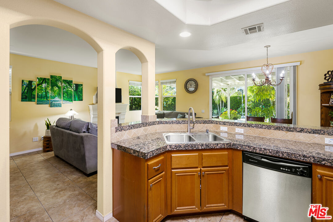 13545 Village Ln