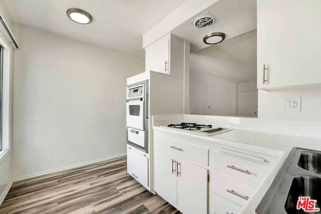 1140 N Clark St Unit: 308