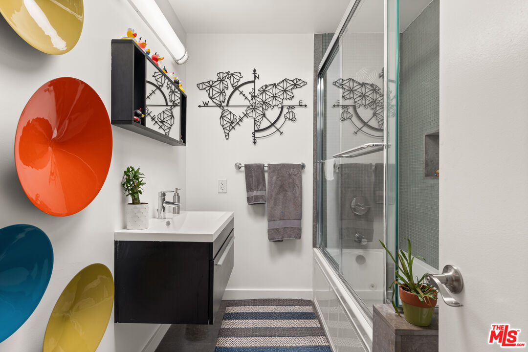 811 S Bedford St Unit: 304