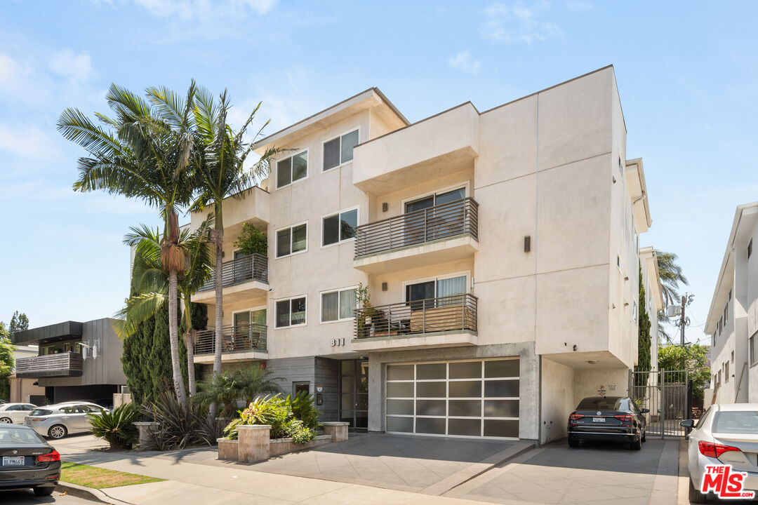 811 S Bedford St Unit: 304