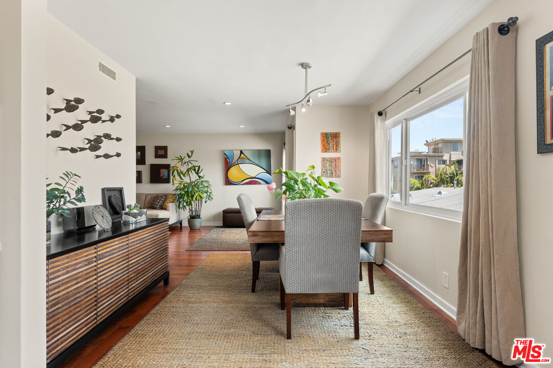 811 S Bedford St Unit: 304