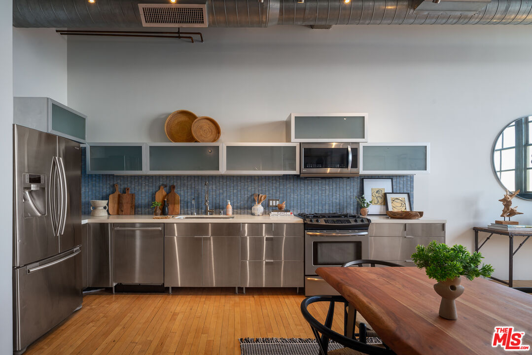 1850 Industrial St Unit: 510
