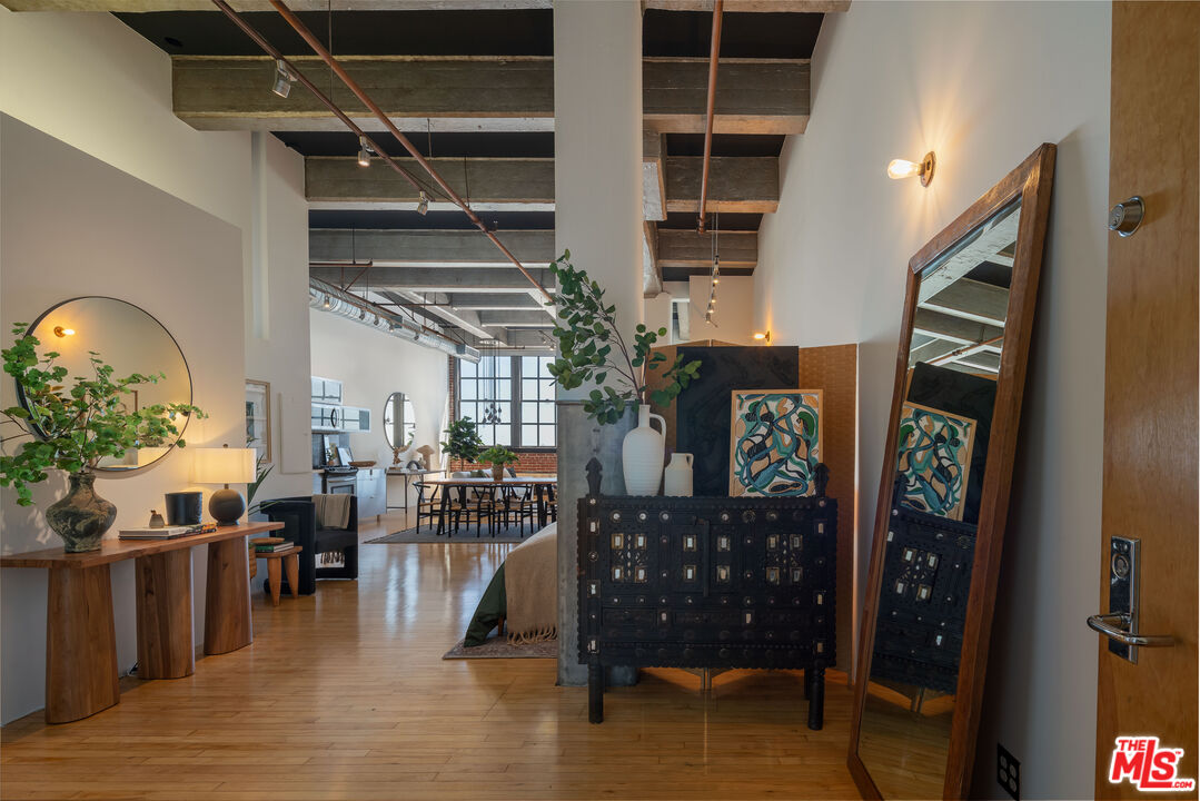 1850 Industrial St Unit: 510
