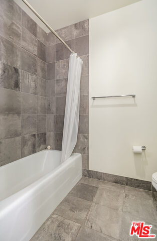 1100 S Hope St Unit: 1606