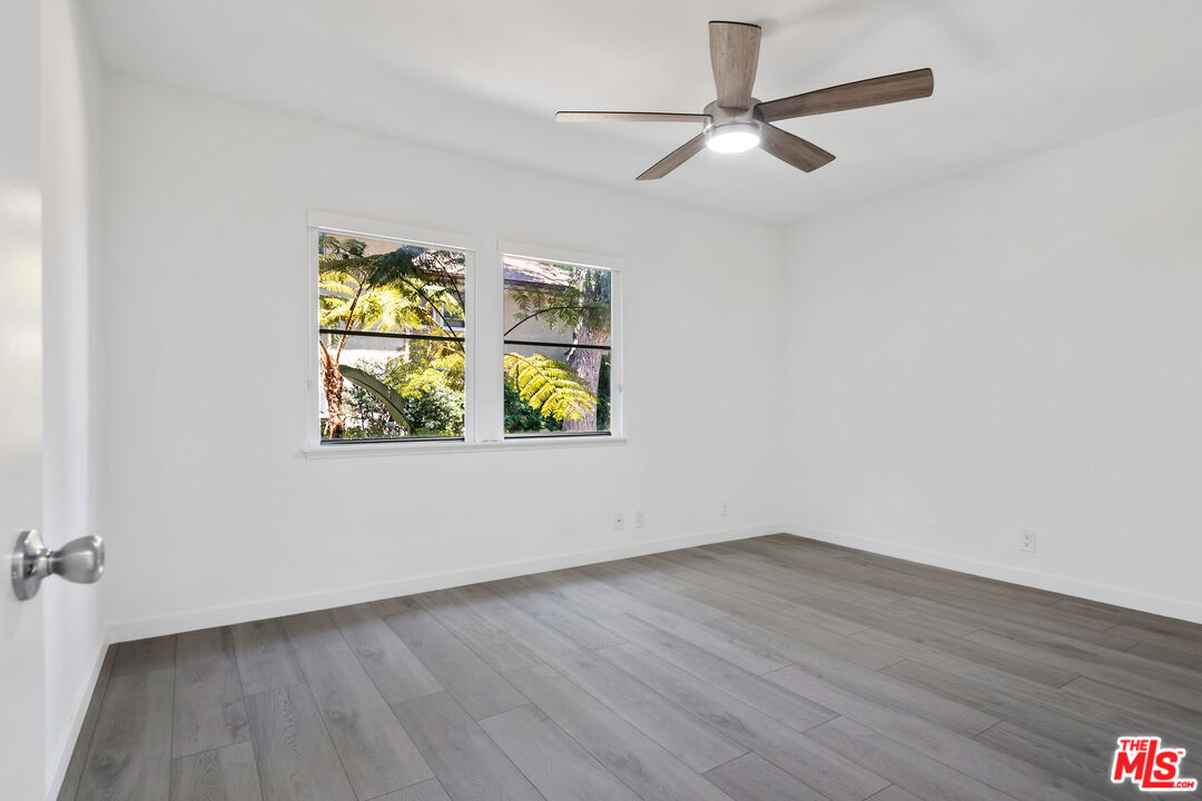 3635 Kalsman Dr Unit: 2