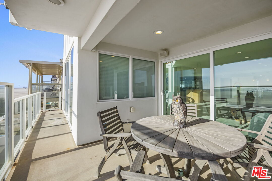 1005 Ocean Dr