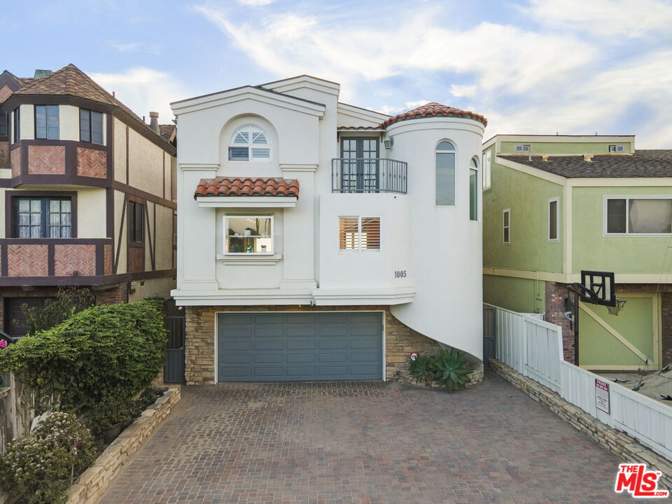 1005 Ocean Dr