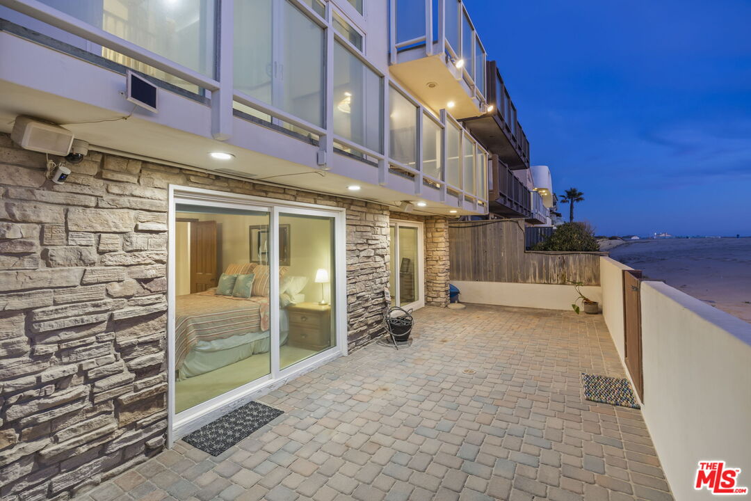 1005 Ocean Dr