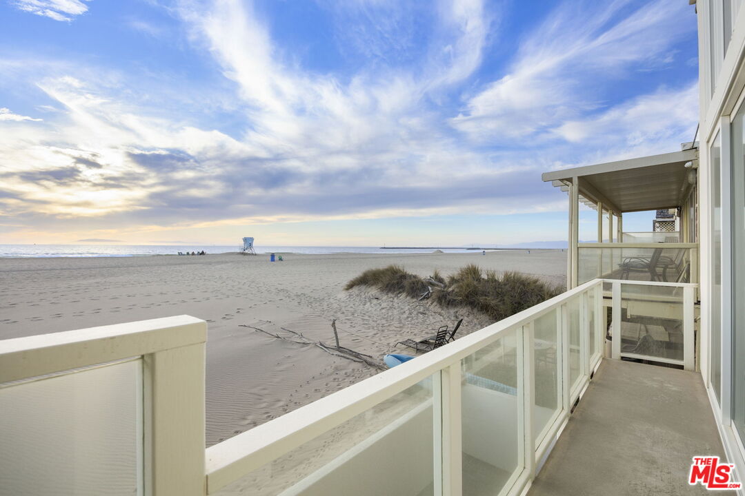1005 Ocean Dr