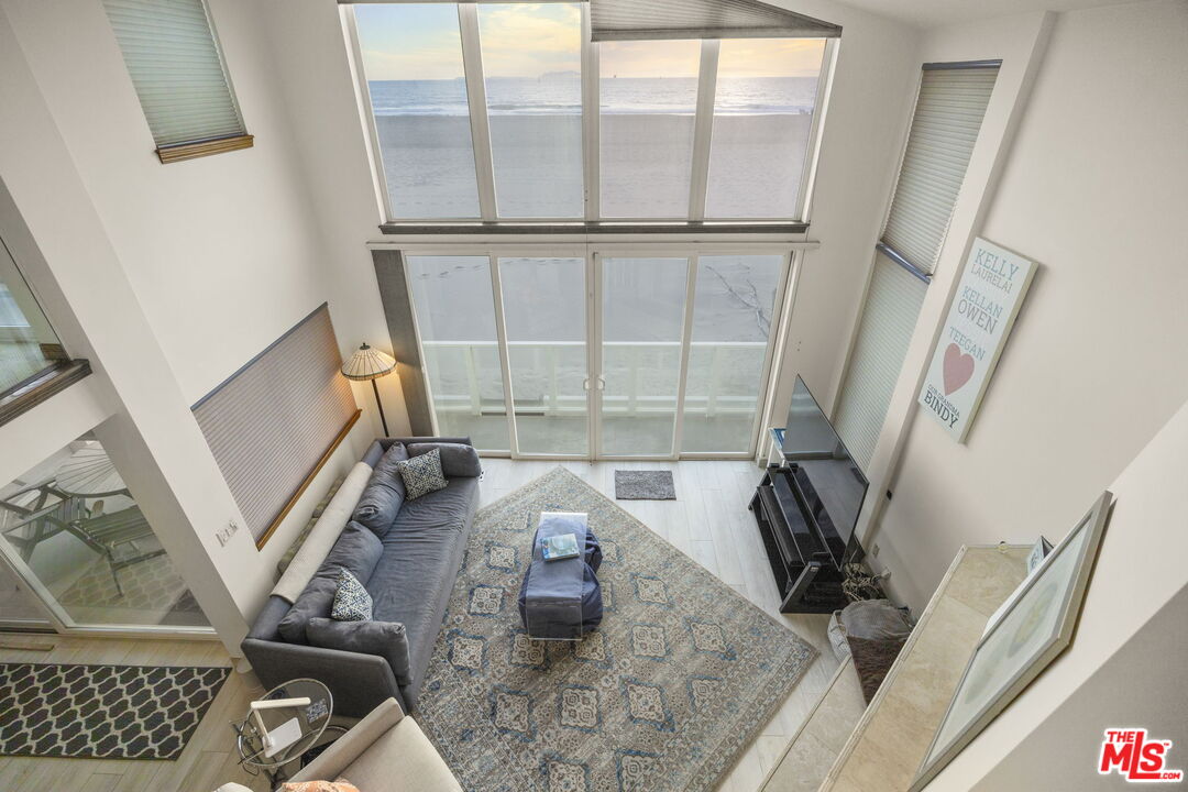 1005 Ocean Dr