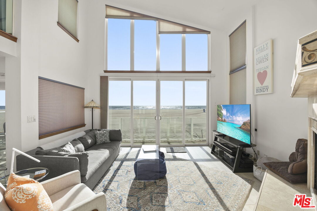 1005 Ocean Dr