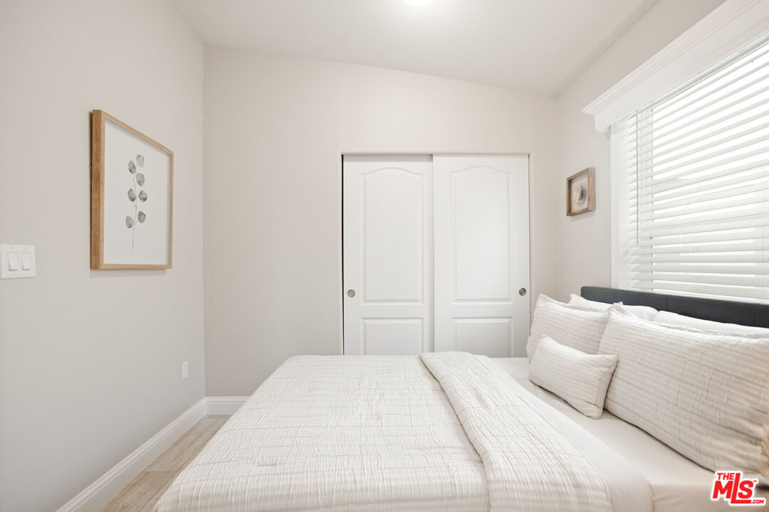 8250 Lankershim Blvd Unit: 29