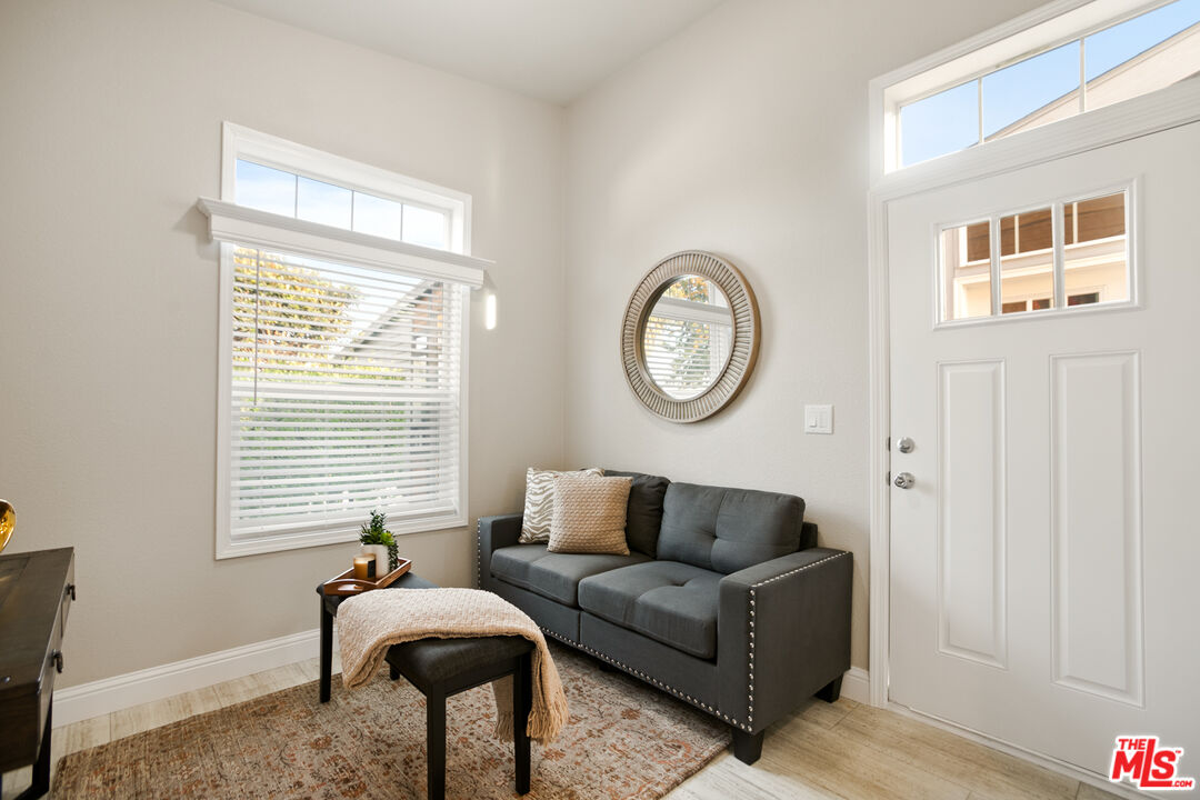 8250 Lankershim Blvd Unit: 29