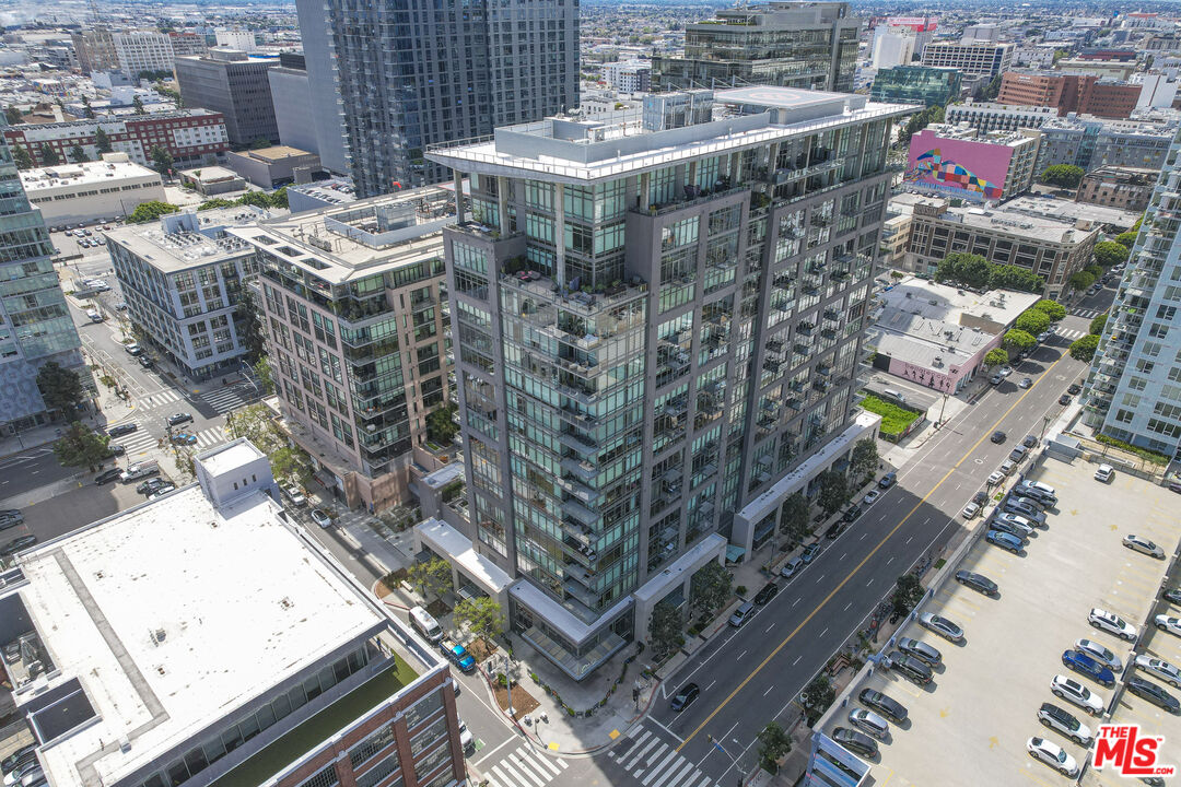 1100 S Hope St Unit: 1506