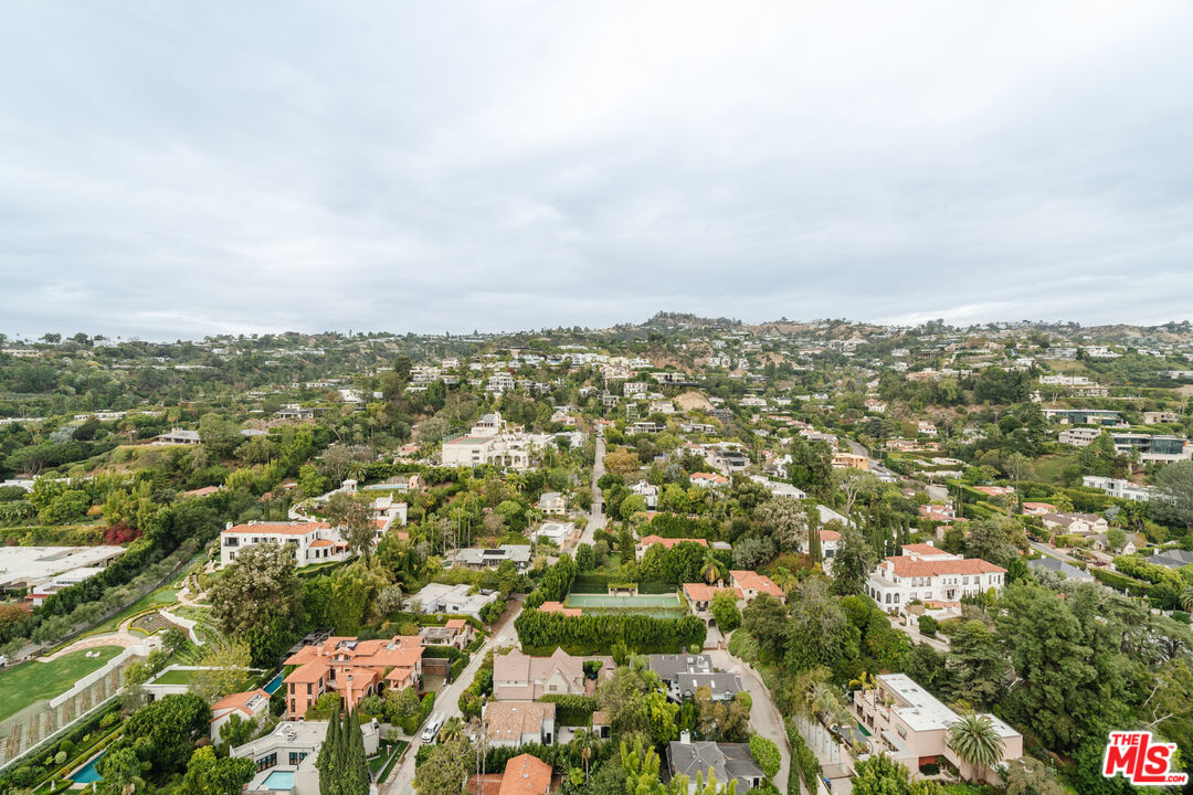 9255 Doheny Rd Unit: 2603