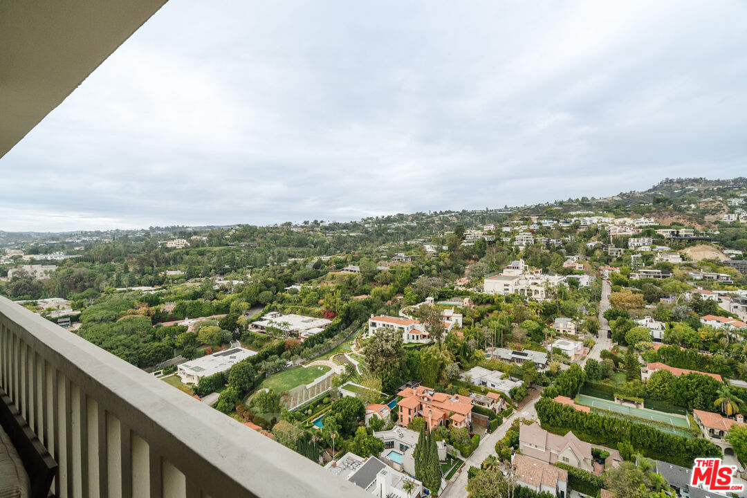 9255 Doheny Rd Unit: 2603