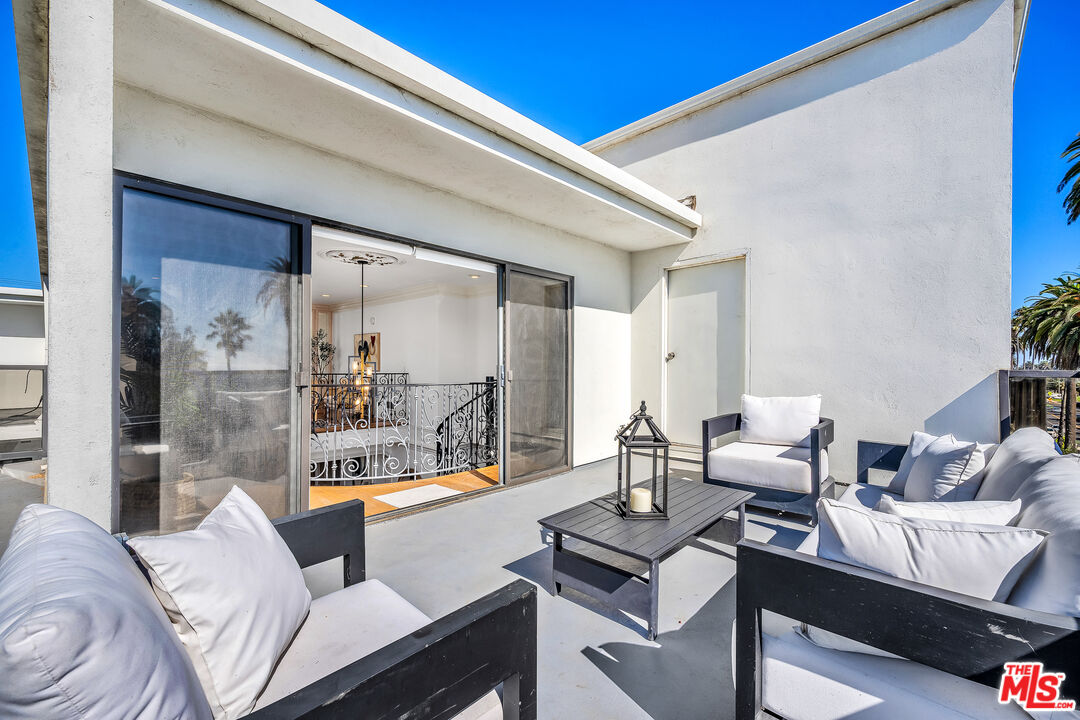 833 Ocean Ave Unit: 301