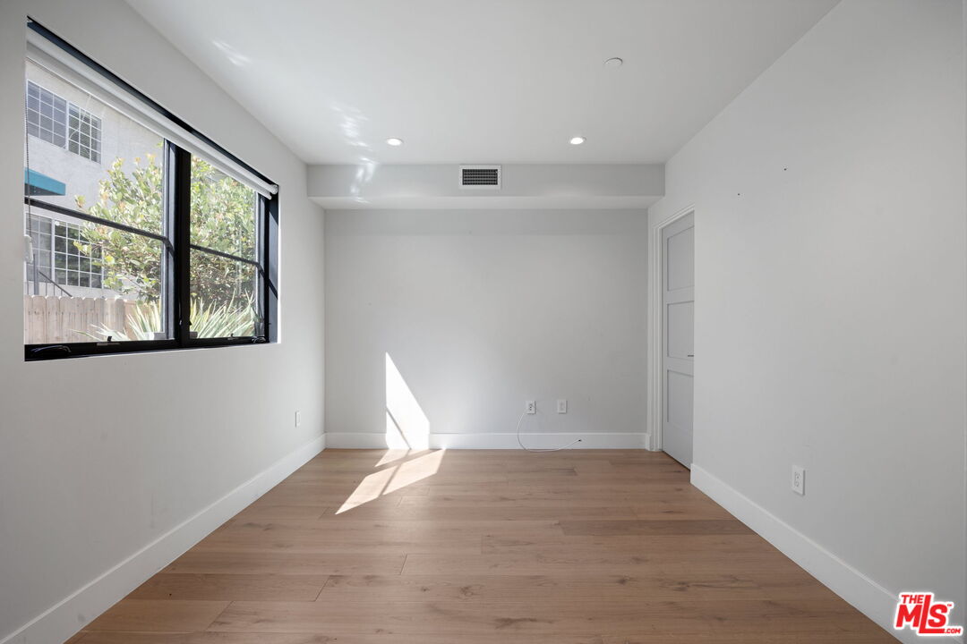 10612 W Kareen Ct