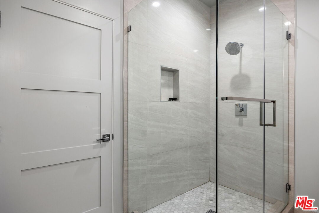 10612 W Kareen Ct
