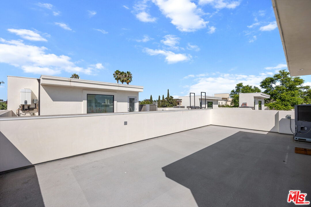 10612 W Kareen Ct