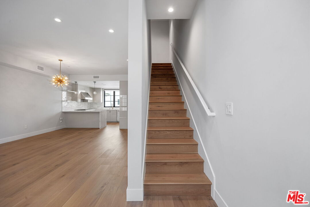10612 W Kareen Ct