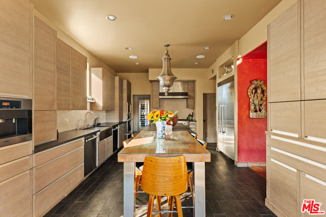 2774 La Castana Dr