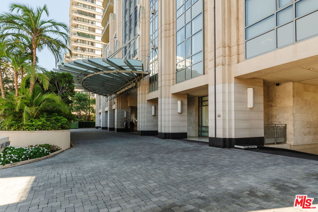 10800 Wilshire Blvd Unit: 502