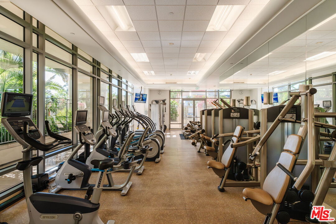 10800 Wilshire Blvd Unit: 502