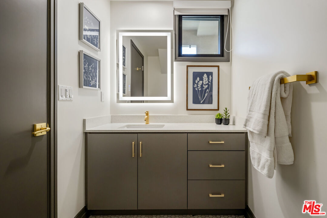 118 N Orlando Ave Unit: 304