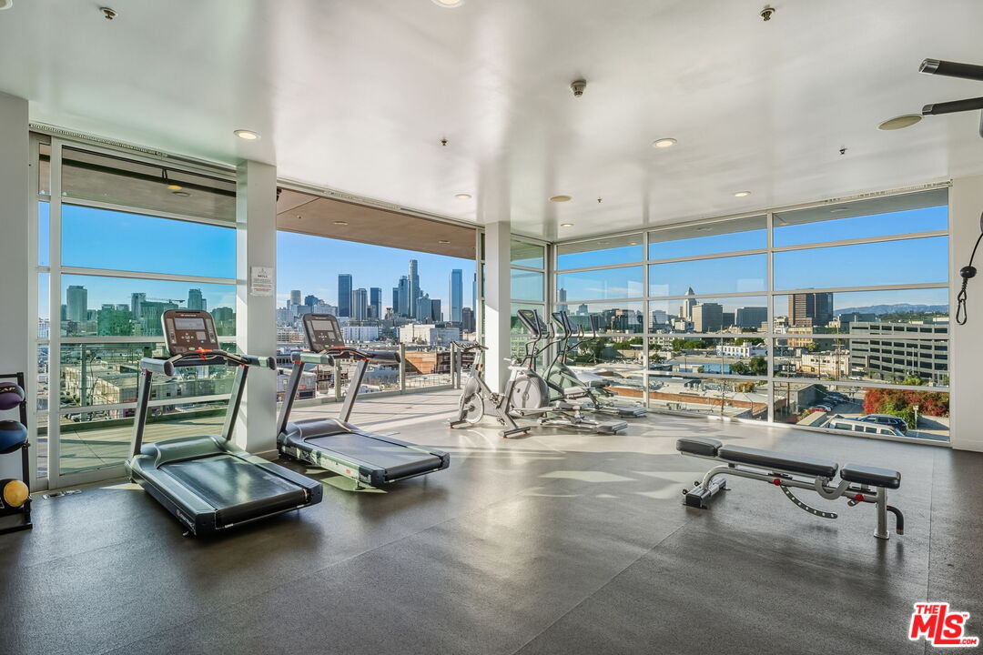 530 S Hewitt St Unit: 539