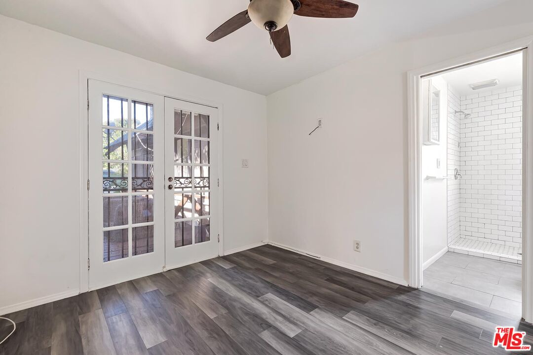 1054 Maine Ave Unit: 3