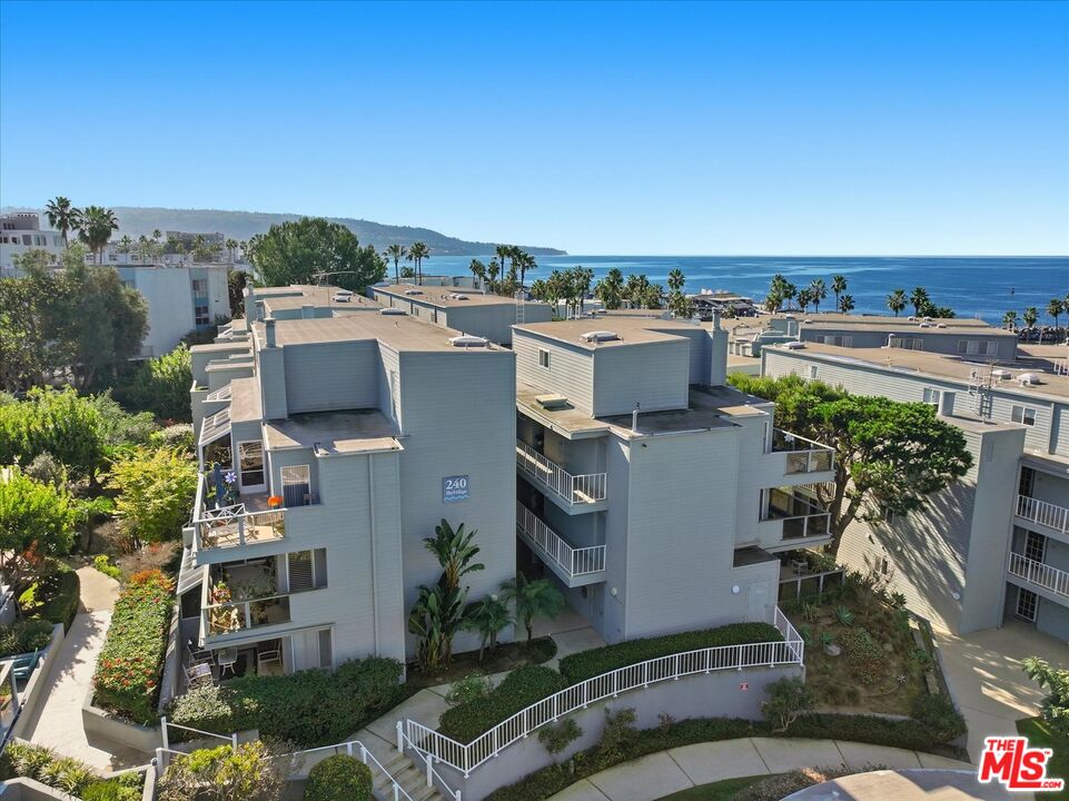 240 The Village Unit: 210