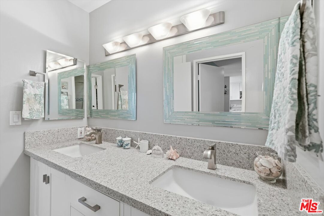 240 The Village Unit: 210