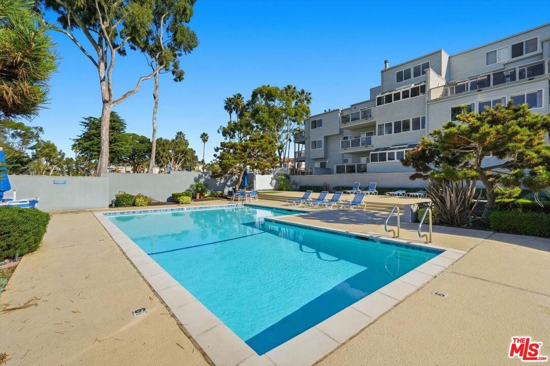240 The Village Unit: 210